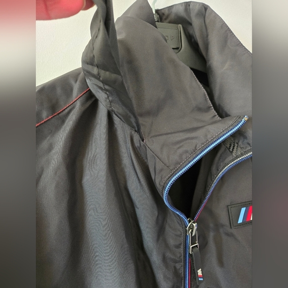 BMW M SERIES  Black Unisex Windbreaker Jacket. Size XL - Picture 5 of 15
